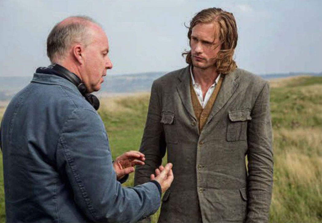 David Yates y Alexander Skarsgård (vestido)