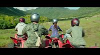 Clip Los Quads 'Mike y Dave buscan rollo serio'