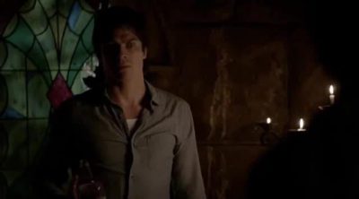 Escena reencuentro Damon y Stefan