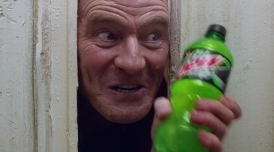 Spot de la Super Bowl con Bryan Cranston como Jack Nicholson en 'El Resplandor'