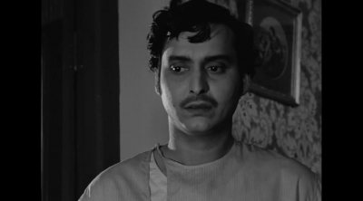 Tráiler español 'Charulata. La esposa solitaria'