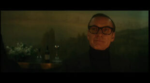 Clip exclusivo 'Confidencial (Black Bag)'