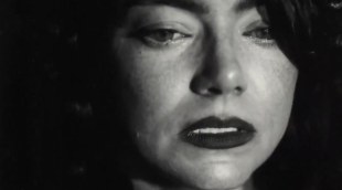 Cortometraje en VO de 'Unavailable'