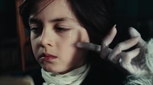 Tráiler en español 'Scrooge y los fantasmas de la Navidad' (2026)