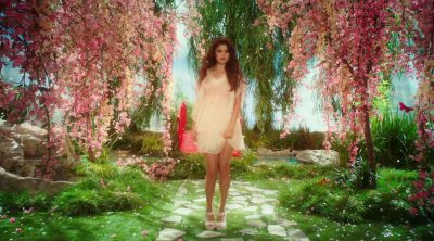 Tráiler 'Behaving Badly'