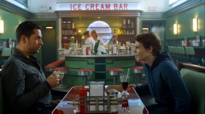 Clip 'Heroes Reborn'