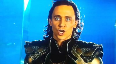 Tom Hiddleston pone voz de Alan Rickman en 'Los Vengadores'