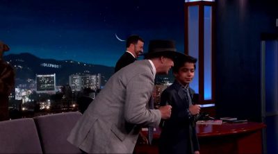 Bill Murray y Neel Sethi ('El libro de la selva') cantan 'Busca lo más vital' en el show de Jimmy Kimmel